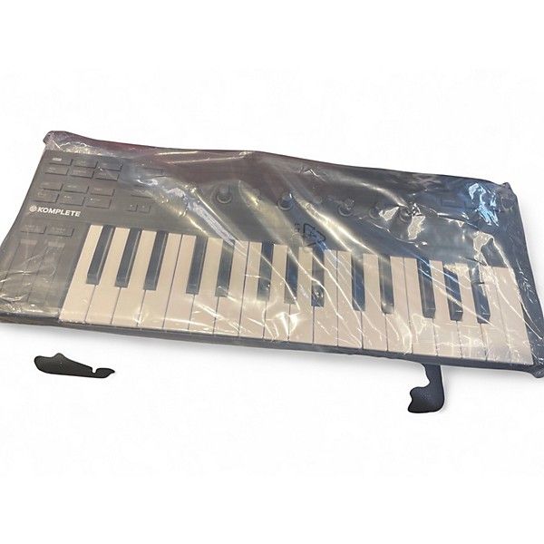 Used Native Instruments KOMPLETE KONTROL M32