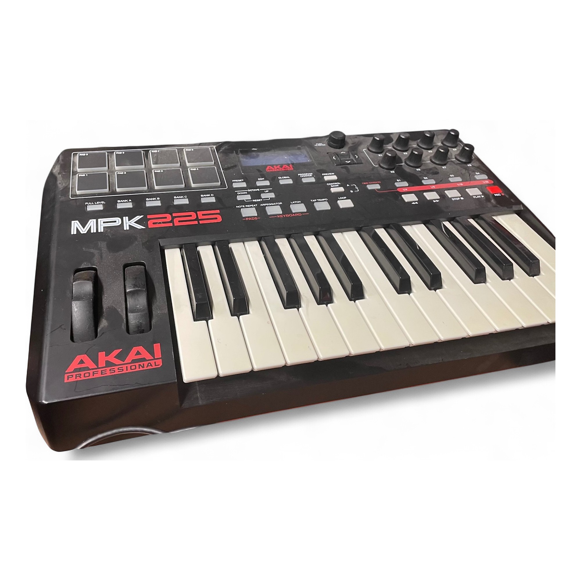 Used Akai Professional MPK225 25-Key MIDI Controller