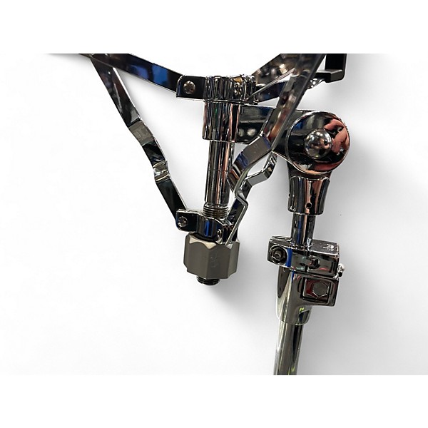 Used DW 6000 SERIES Snare Stand