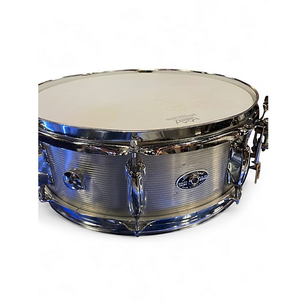 Vintage 1970s Slingerland 14in Student Snare ribbed aluminum Drum