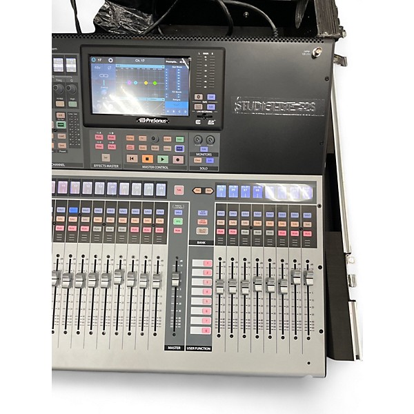 Used PreSonus studiolive 32s with road case Digital Mixer