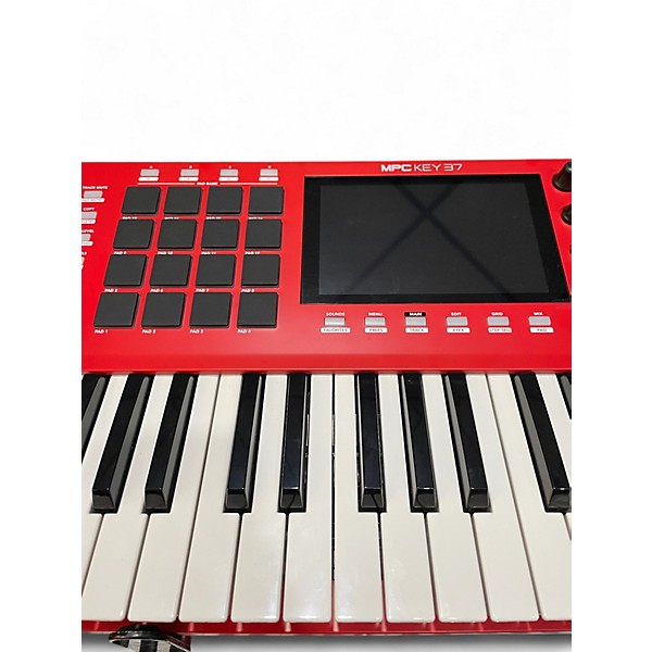 Used Akai Professional MPC KEY 37 Keyboard Workstation
