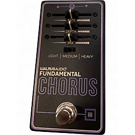 Used Walrus Audio fundamental chorus Effect Pedal