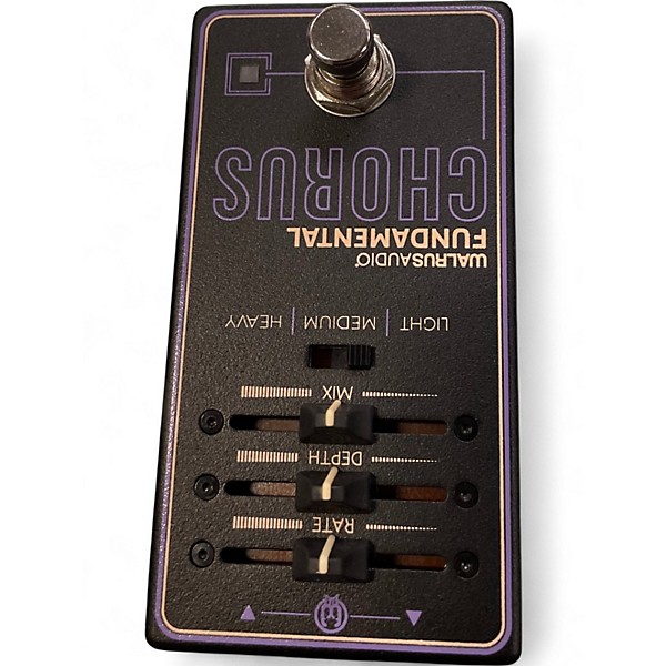 Used Walrus Audio fundamental chorus Effect Pedal