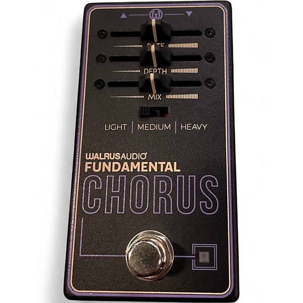 Used Walrus Audio fundamental chorus Effect Pedal