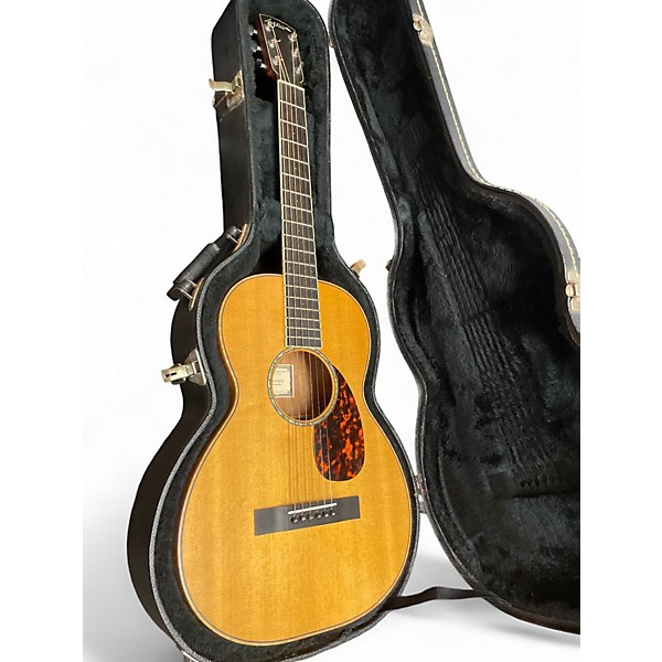 Used Larrivee P09 Parlor Natural Acoustic Guitar