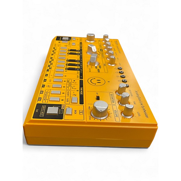 鍵盤楽器 TD-3-AM BEHRINGER Used Behringer TD-3-AM Synthesizer | Guitar Center
