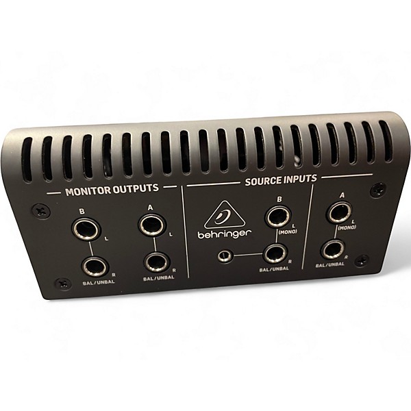 Used Behringer STUDIO M Signal Processor