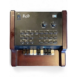 Used Native Instruments BOHM B4D DRAW BAR  MIDI Controller