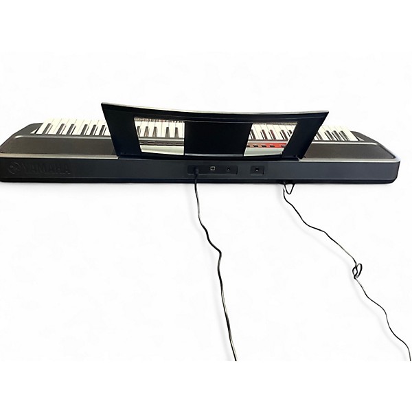 Used Yamaha PSREW320 Keyboard Workstation