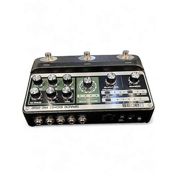Used BOSS RE-202 Effect Pedal