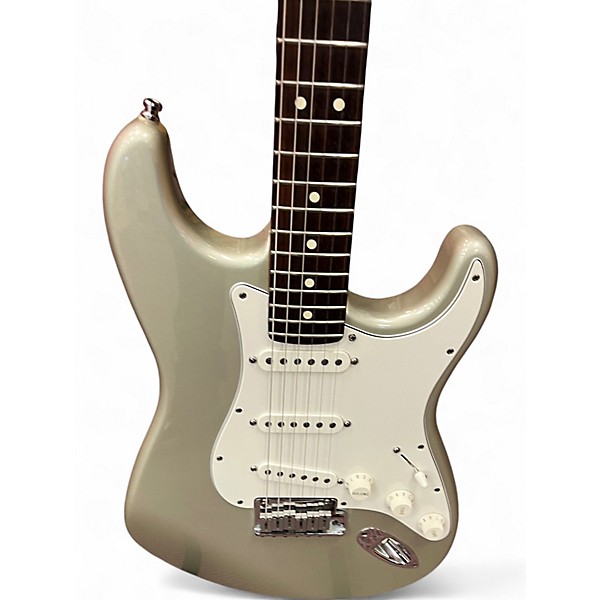 Vintage 1997 Fender American Standard Stratocaster Inca Silver Solid Body Electric Guitar