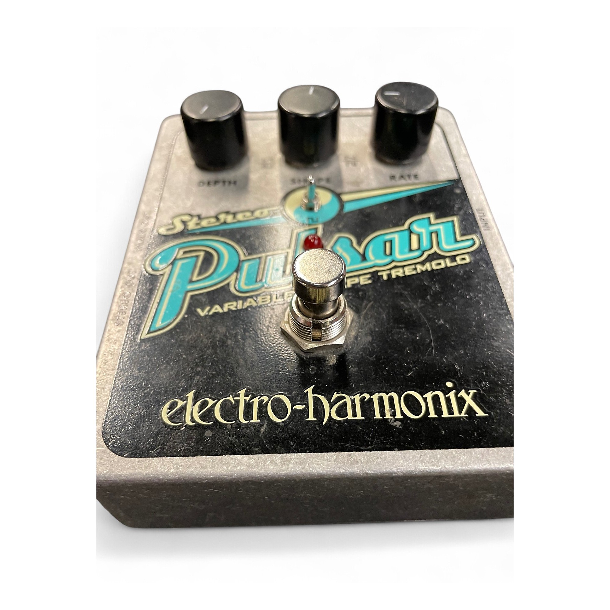 新品 未使用 Electro-Harmonix Stereo Pulsar Electro-Harmonix Stereo Pulsar Tremolo Pedal — David's