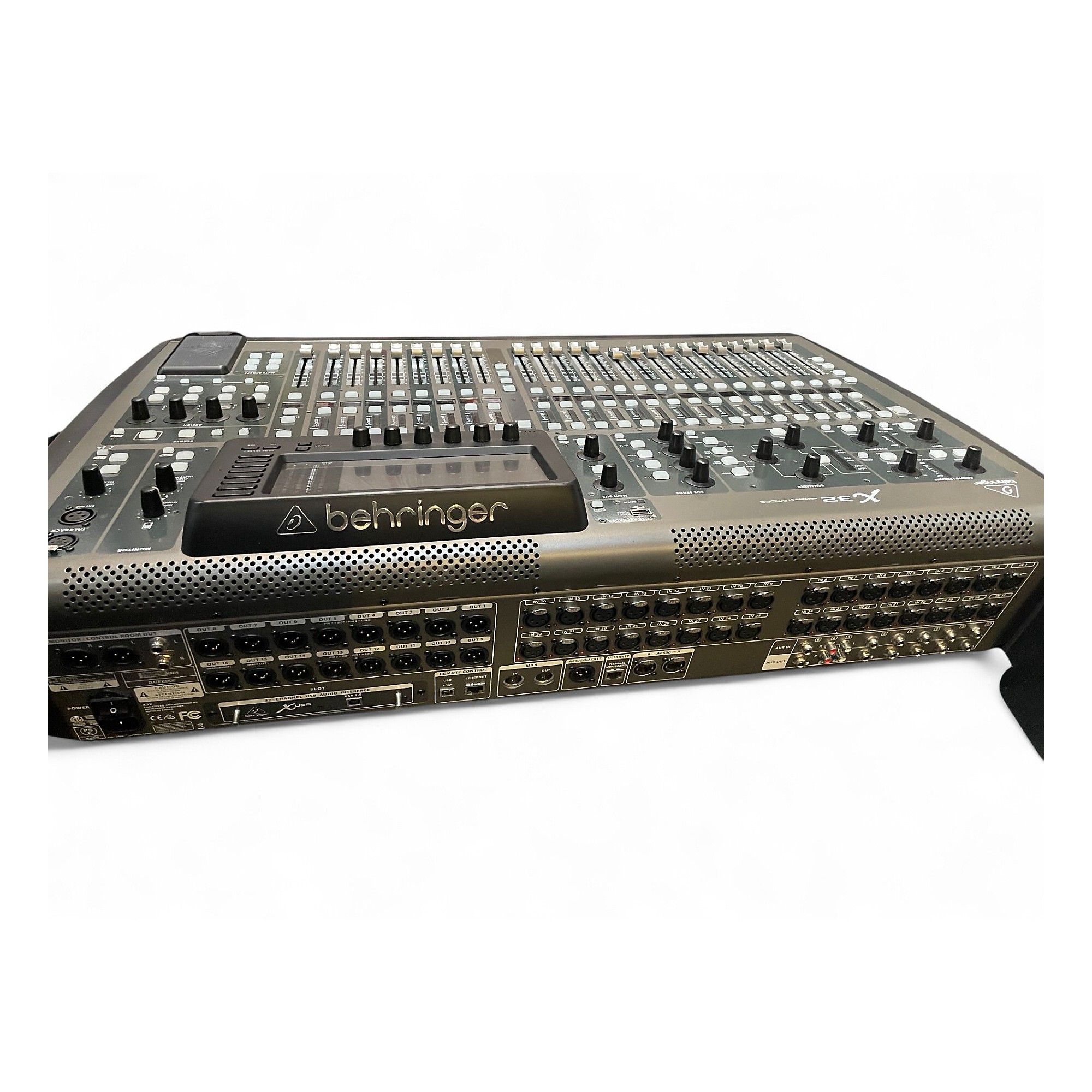 Used Behringer X32 with Gator G-TOUR X32 ATA Wood Mixer Case