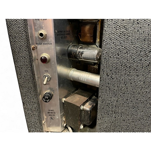 Vintage 1960s Silvertone MODEL 1482 Tube Guitar Combo Amp