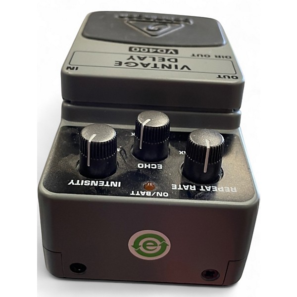Used Behringer VD400 Vintage Delay Effect Pedal
