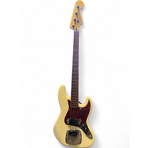 Used 2007 Fender Standard Fretless Jazz Bass Alpine White Electric Bass Guitar