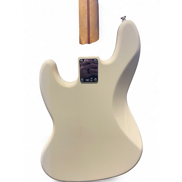 Used 2007 Fender Standard Fretless Jazz Bass Alpine White Electric Bass Guitar