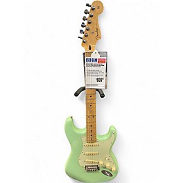 Used Fender Limited Edition Player Stratocaster Seafoam Pearl Solid Body Electric Guitar