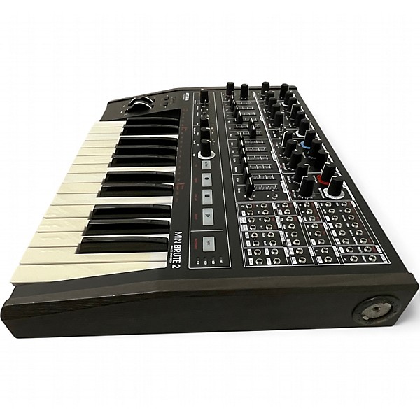 Used Arturia Minibrute 2 Synthesizer