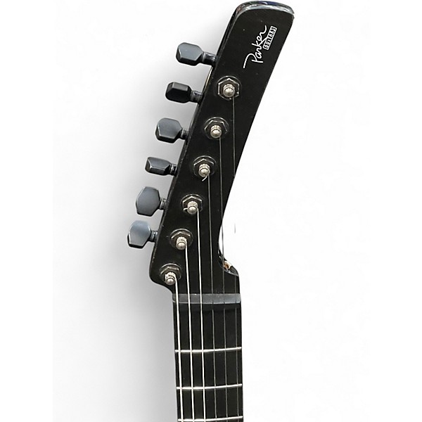 Used Parker Guitars Fly Deluxe black Solid Body Electric Guitar