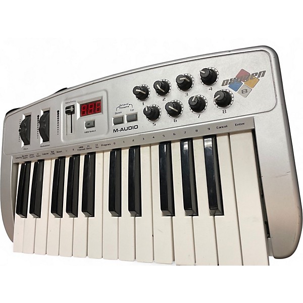 Used M-Audio Oxygen 25 Key MIDI Controller
