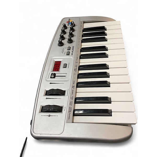 Used M-Audio Oxygen 25 Key MIDI Controller