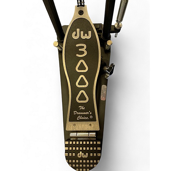 Used DW 3000 Series Single Single Bass Drum Pedal
