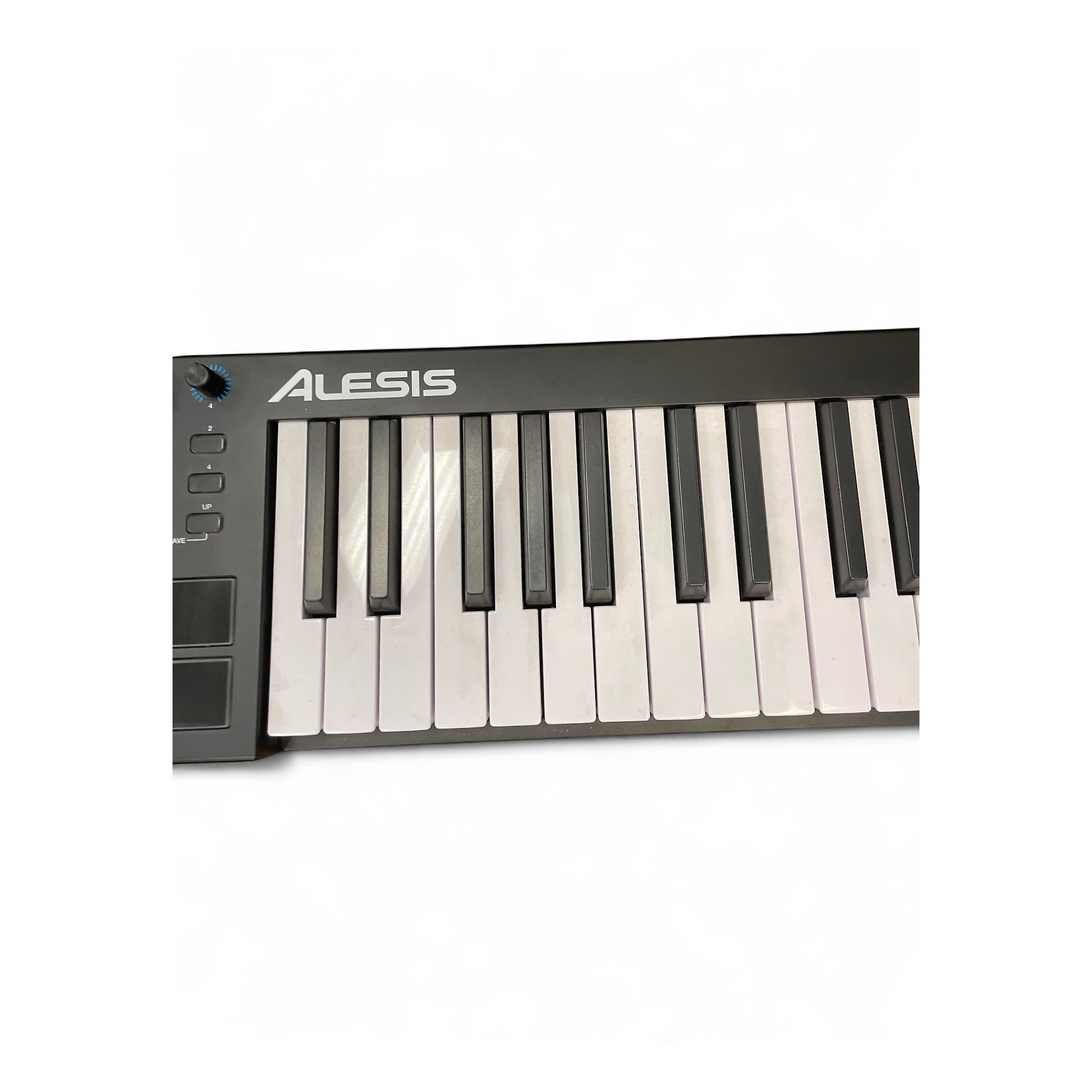 ALESIS　V49 Alesis V49
