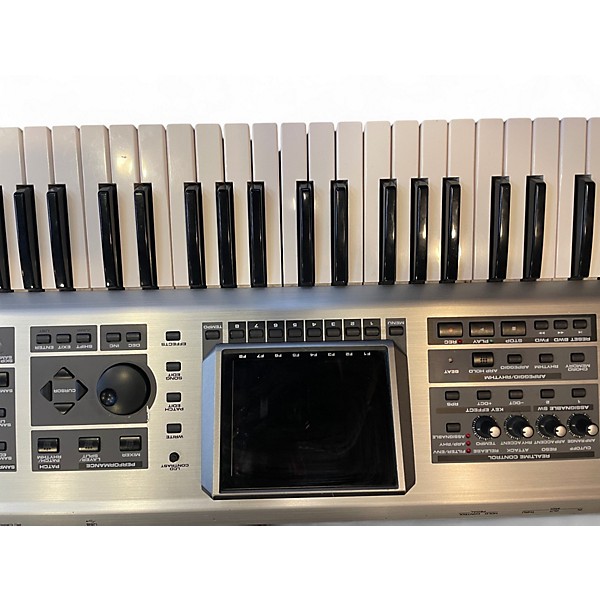 Used Roland Fantom X6 Keyboard Workstation