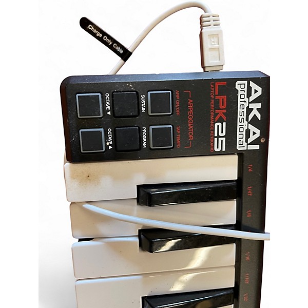 Used Akai Professional LPK25 MIDI Controller