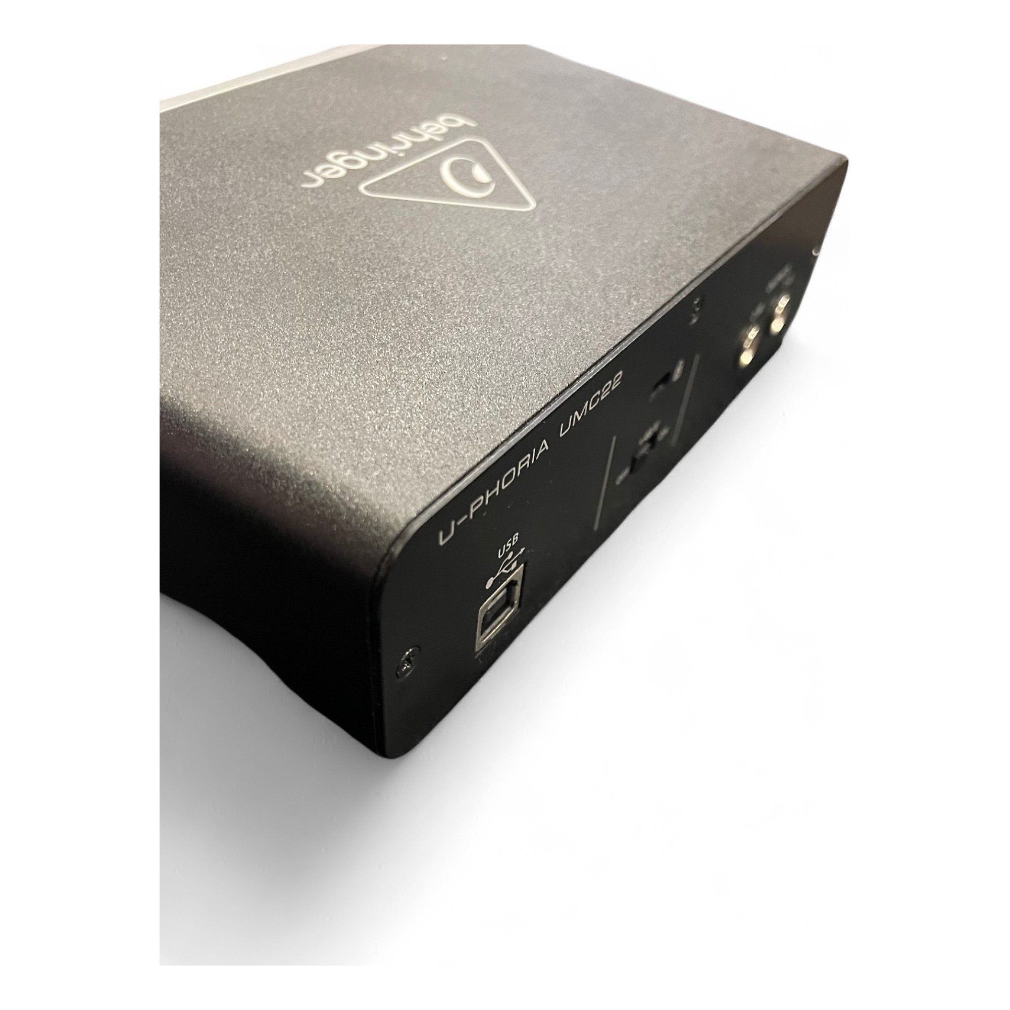 behringer U-PHORIA UMC22 中古品 Behringer u-phoria umc22オーディオファン2x 2 USBオーディオ