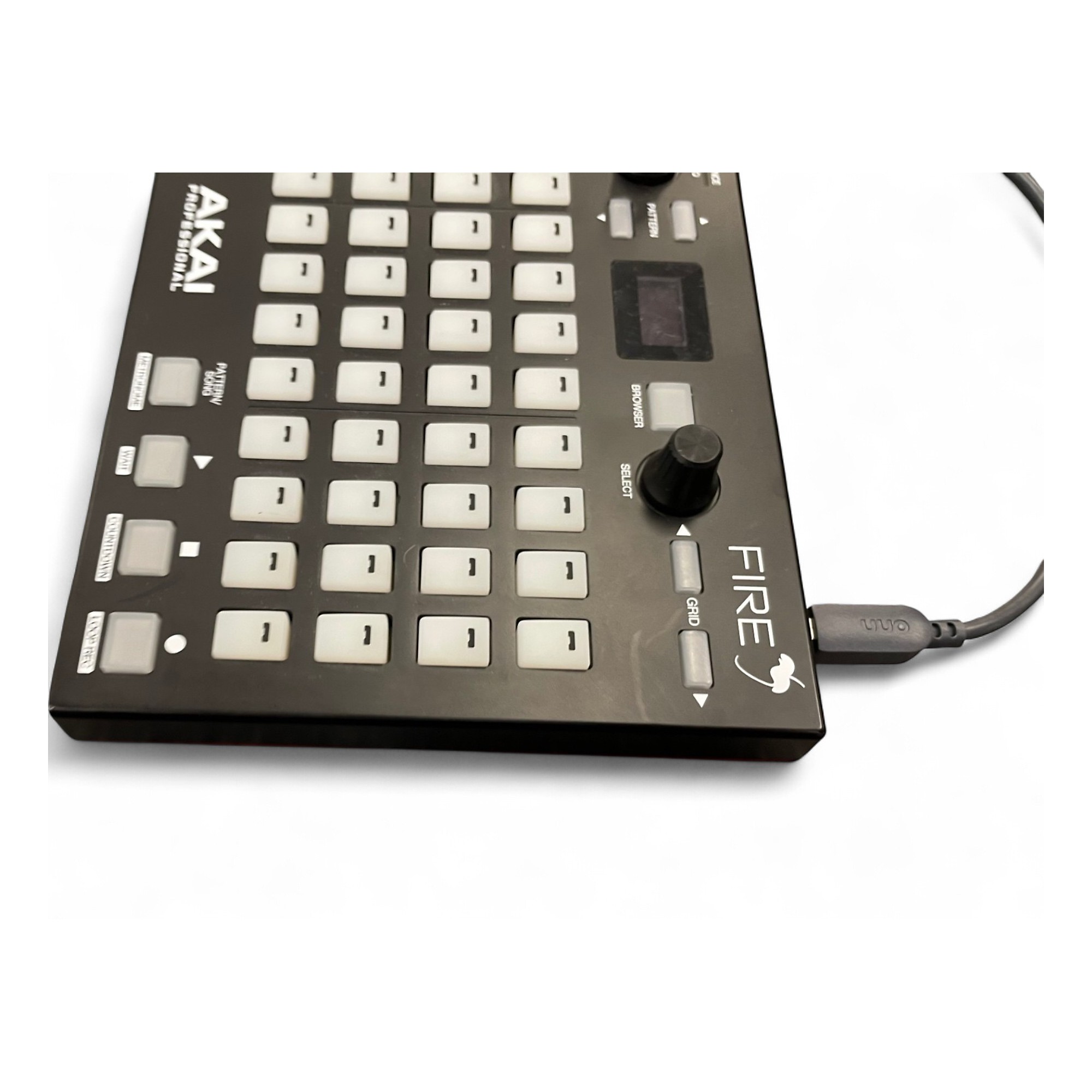 AKAI FIRE MIDIコントローラー Fire Pad Controller for FL Studio | Akai Pro