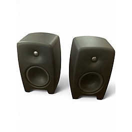 Used Genelec M040AM PAIR Powered Monitor