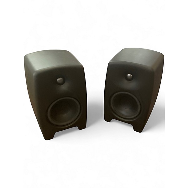 Used Genelec M040AM PAIR Powered Monitor