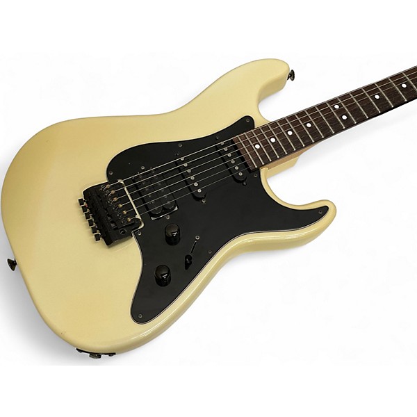 Vintage 1986 Charvel model 3 Antique White Solid Body Electric Guitar