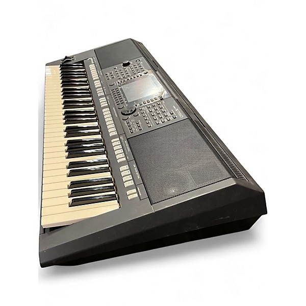 Used Yamaha PSR-750 Keyboard Workstation