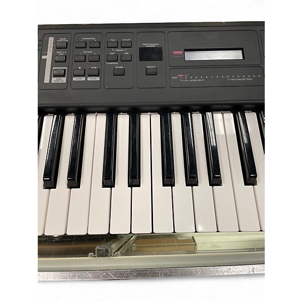 Used Yamaha MX49 49 Key Keyboard Workstation