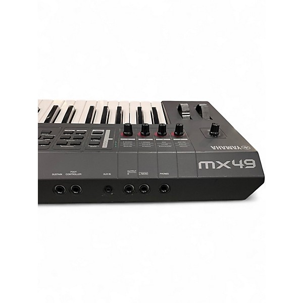 Used Yamaha MX49 49 Key Keyboard Workstation