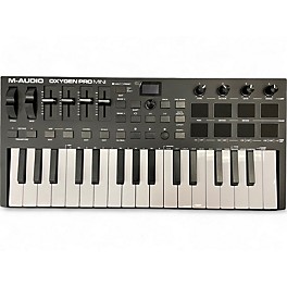 Used M-Audio OXYGEN PRO MINI MIDI Controller