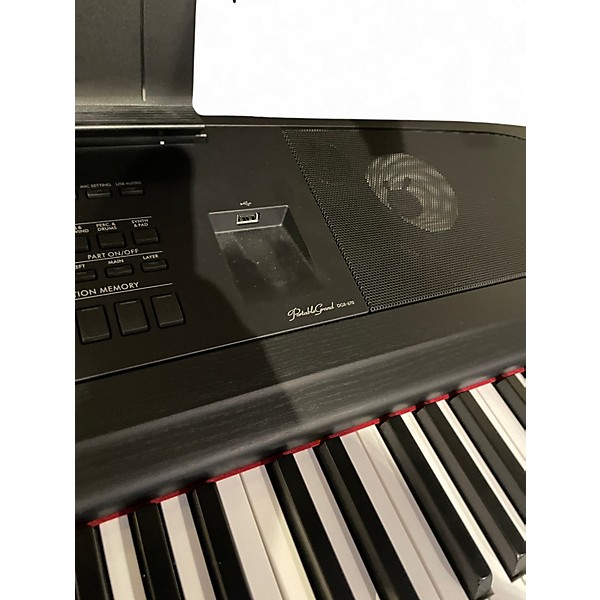 Used Yamaha DGX670 Digital Piano