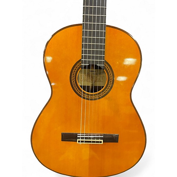 Used Yamaha G240 Natural Classical Acoustic Guitar