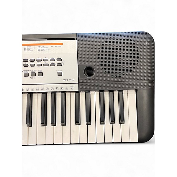 Used Yamaha YPT255 Arranger Keyboard