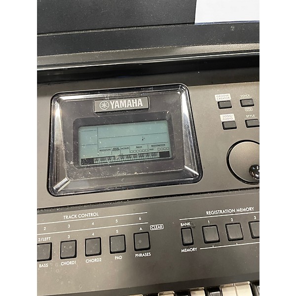 Used Yamaha PSRE473 Portable Keyboard