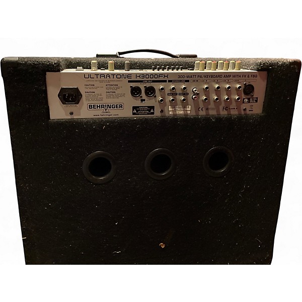 Used Behringer ULTRATONE 3000FX Keyboard Amp