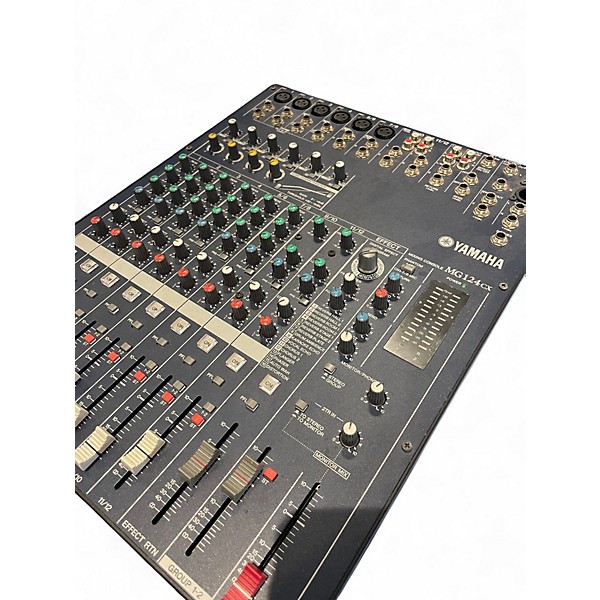 Used Yamaha MG124CX Unpowered Mixer