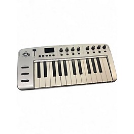 Used M-Audio O2 MIDI CONTROLLER MIDI Controller