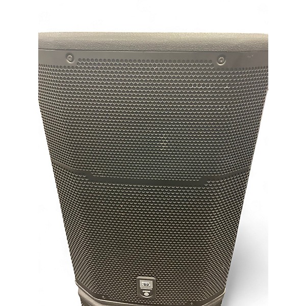 Used Yamaha DXR10 Powered Speaker