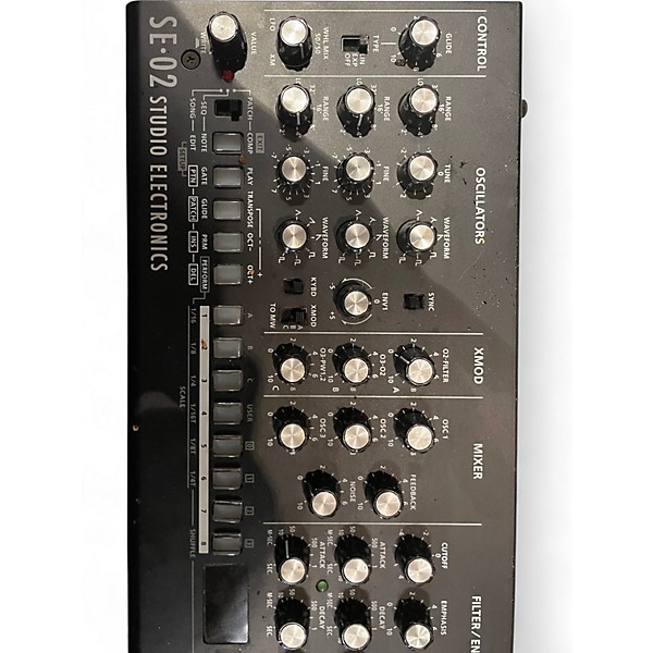 Used Roland SE-02 Synthesizer