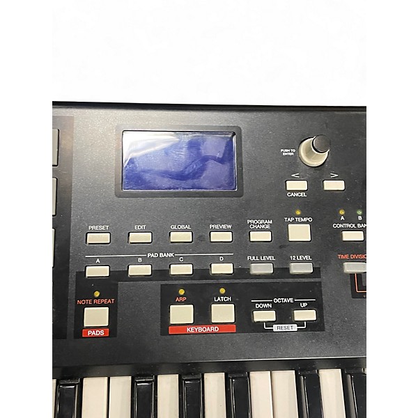 Used Akai Professional MPK25 25 Key MIDI Controller